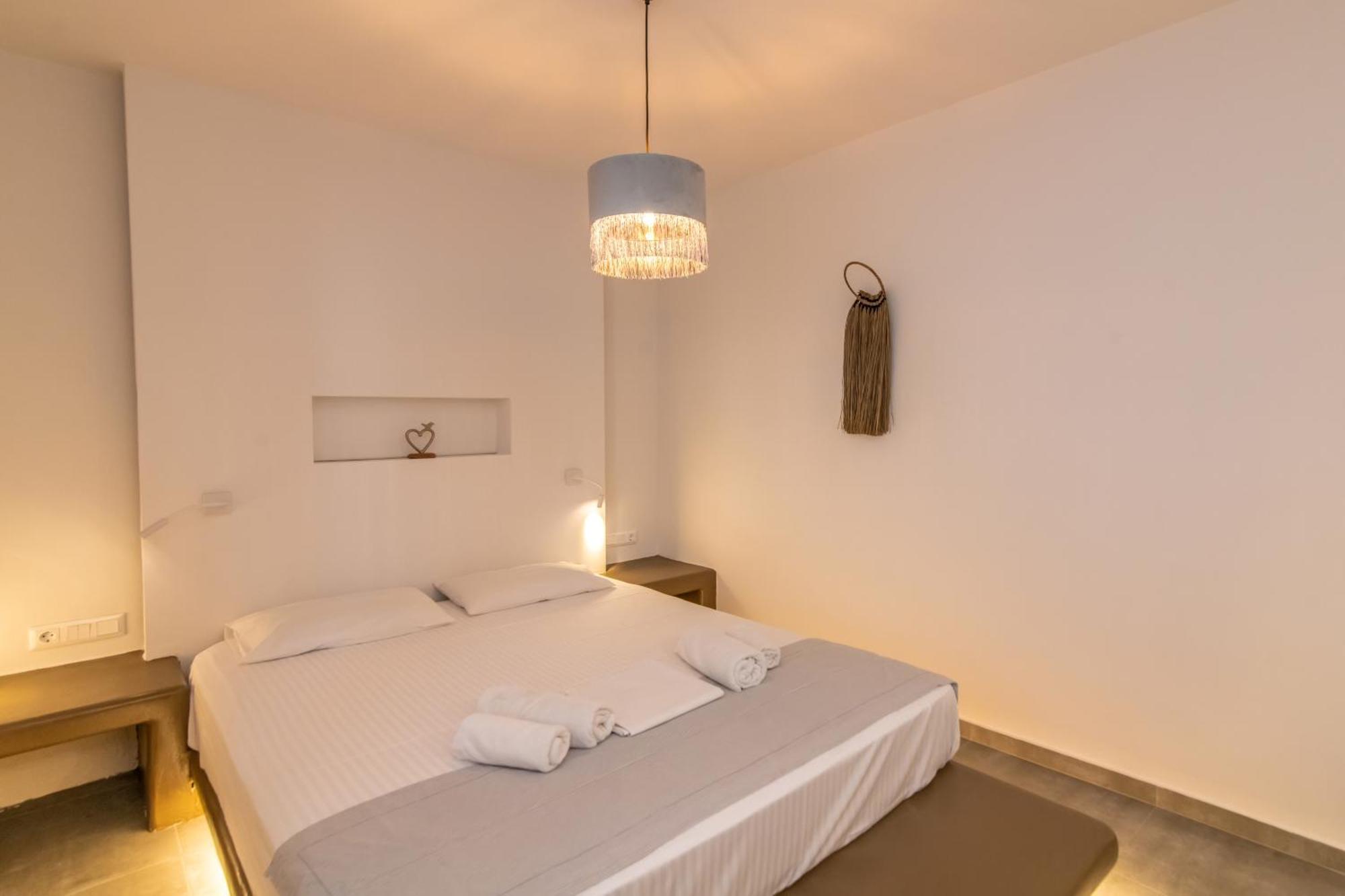 Apartament Porto Tinos *